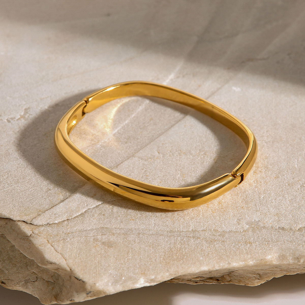 Unique Squared Bracelet